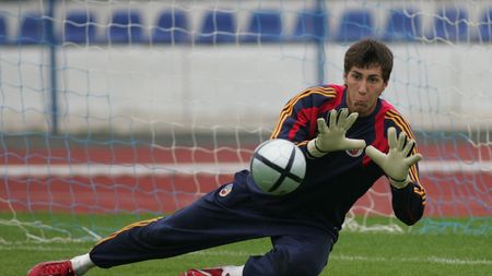 Săndoi: "Tătărușanu sau Pantilimon pot apăra poarta naționalei după retragerea lui Lobonț"