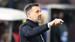 DECLARAȚII Kopic și fotbaliștii lui Dinamo încearcă să acopere dezastrul din play-off, deși clasamentul arată groaznic: „Mai avem șanse la titlu”