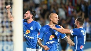 Gheorghe Hagi, anunț de ultimă oră despre Denis Alibec înainte de Universitatea Craiova - Farul Constanța: „Nu e pentru acest meci!”