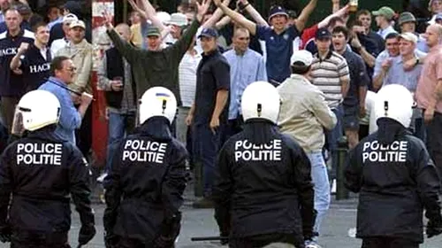 Poliția belgiană a arestat 66 de huligani înaintea meciului Anderlecht – PSG