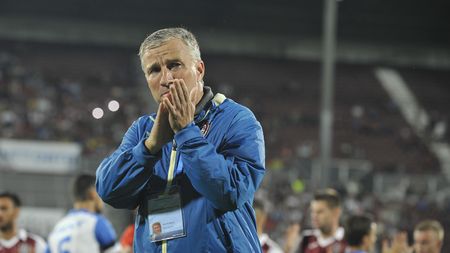 Un coleg din "Generația de Aur" ia presiunea de pe Dan Petrescu: "Nu trebuie să fie responsabil dacă nu va câștiga campionatul"