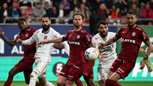 CFR Cluj - Hermannstadt 3-2, la capătul unui meci spectaculos cu 2 eliminări și 5 goluri! CFR Cluj este noua câștigătoare a Cupei României