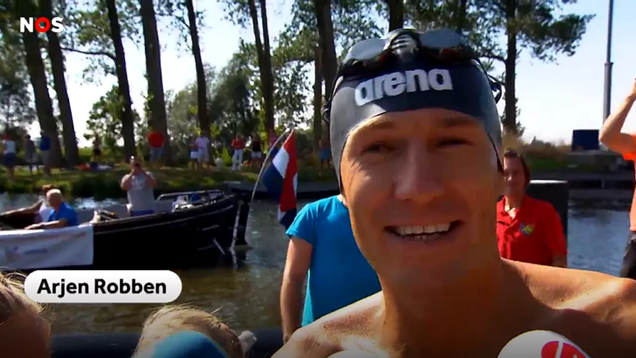 Arjen Robben, rapid și în apă FOTO și VIDEO | Olandezul a înotat opt kilometri pentru o cauză nobilă
