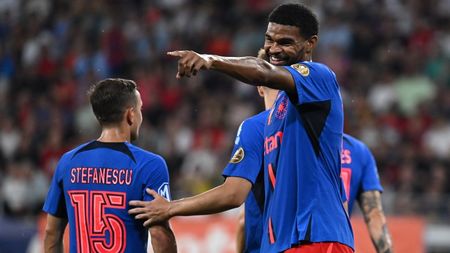 Malcom Edjouma, aproape de un transfer spectaculos! Echipa are trei Ligi ale Campionilor