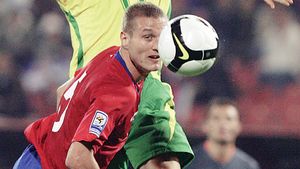 Vidic face legea în apărarea Serbiei