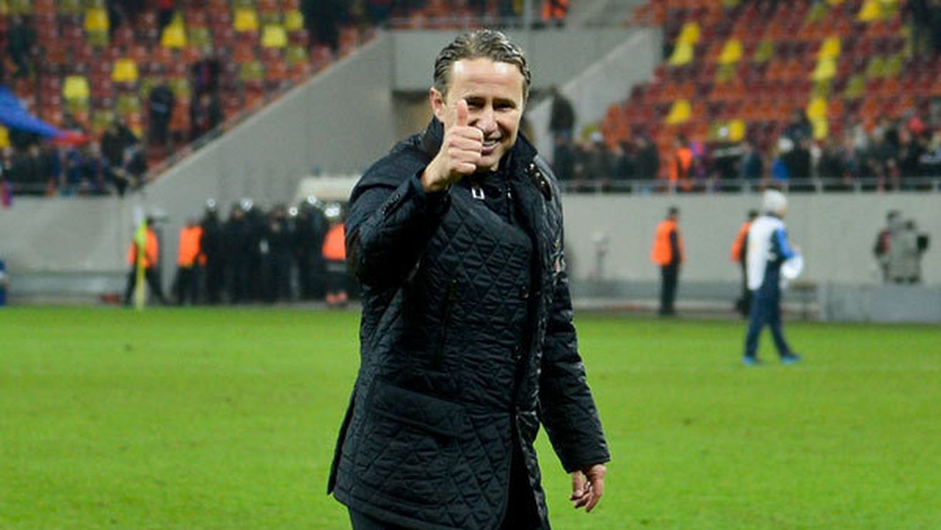 Rusescu - transferat, Tănase - tras pe "linie moartă"?** Reghecampf prezintă "BABY STEAUA". Ofensivă explozivă, cu media de vârstă de 20 de ani