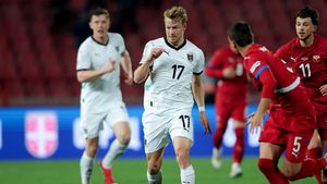 Selecționerul Austriei vrea să folosească un fotbalist cu România, deși a luat cartonaș roșu cu Serbia