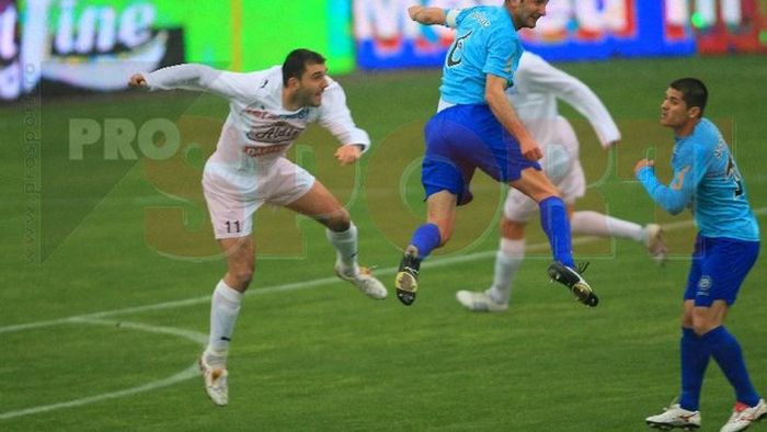 Lideri!**