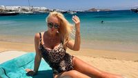 Vica Blochina, apariție în costum de baie la 50 de ani. A atras numeroase priviri în vacanță