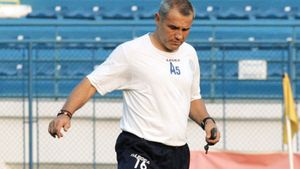 Mihali s-a întors  în "Groapă"!