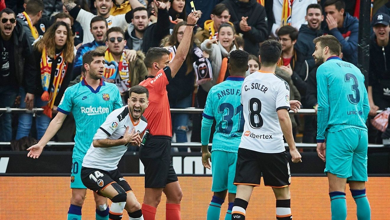 Valencia, fabuloasă cu Barcelona! Prima victorie "acasă" după 14 meciuri împotriva lui Messi! Jordi Alba, autogol și record negativ