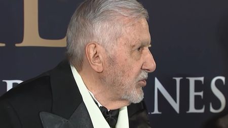 Ilie Năstase a pus tunul pe politicienii români! „O să avem copii bolnavi în viitor”