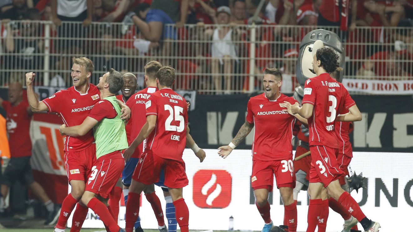 O nou-promovată a câștigat primul meci din istorie în Bundesliga. Borussia Dortmund, prima "victimă". Fratele unui jucător de la FCSB a fost titular