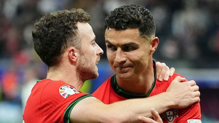 A încercat să ascundă totul, dar s-a aflat: gestul de suflet făcut de Cristiano Ronaldo pentru familia lui Diogo Jota
