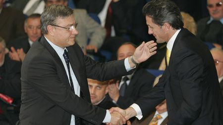 "M-aș bucura să candideze și Popescu! O să-l bat la 100 de voturi!"** Vezi ce salariu are Sandu!