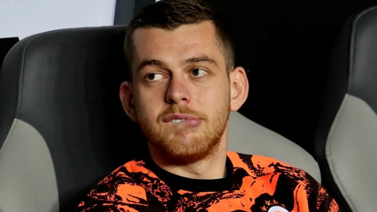 Ce se alege de cariera lui Alex Cicâldău? Galatasaray vrea să îl cedeze la o echipă din Turcia de care nu auzise nimeni până acum 2 ani