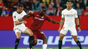 Lista fotbaliștilor pe care Dinamo îi voia înainte ca FIFA să îi interzică transferurile! 10 nume grele pot semna imediat, printre care Lacina Traore, Seydou Doumbia sau Sebastian Dubarbier | EXCLUSIV