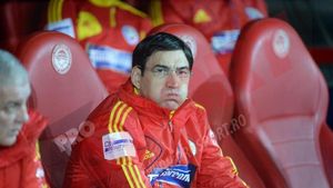 Pițurcă este contestat pentru modul în care a alcătuit echipa: "Maxim este cel mai în formă jucător la ora actuală!"