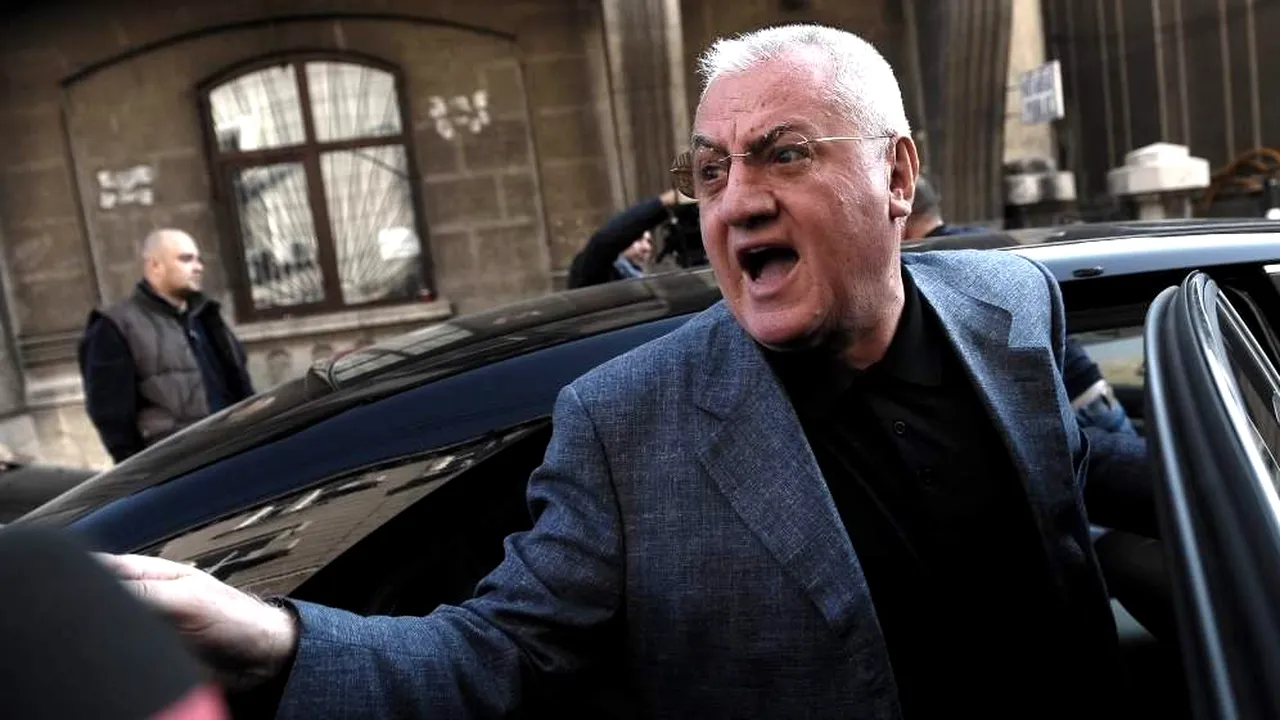 Dumitru Dragomir, prima reacție după ce a fost atacat din nou de protestatarul Marian Ceaușescu. „Este un mare idiot. M-a luat iar cu distrugerea Universității Craiova” | EXCLUSIV