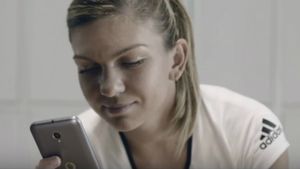 VIDEO | Halep a transmis LIVE pe Facebook de la Singapore: "Salut! Sunt Simona și vă voi face un tur". Cum și-a spionat o adversară la antrenament