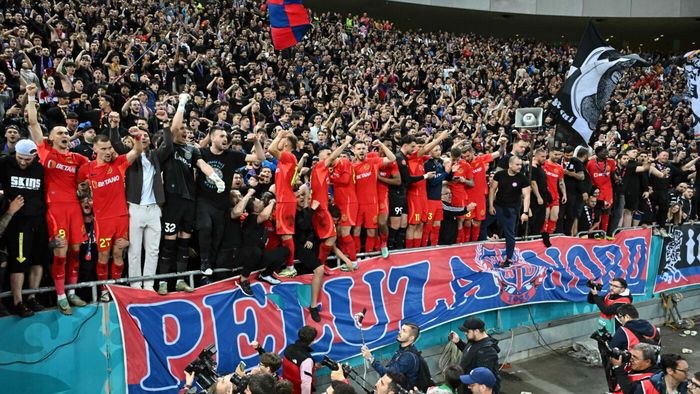 FCSB doboară recordul de spectactori din Superliga la derby-ul cu CFR Cluj!