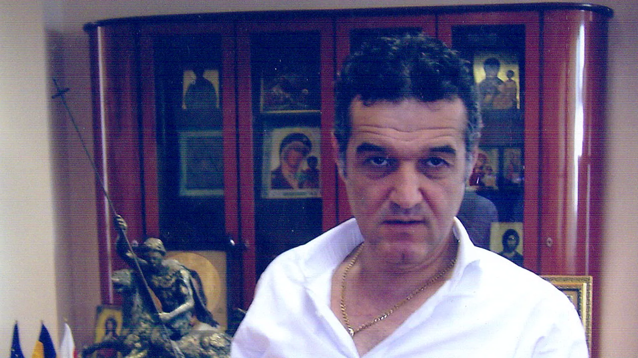 Gigi Becali, dator 2000 de lei la un artist plastic