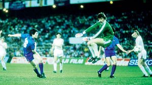 Englezii: "S-a retras pentru că a fost împușcat de Ceaușescu!"** Duckadam dezvăluie MOTIVUL care i-a pus capăt carierei! AFLĂ‚ ce s-a întâmplat de fapt