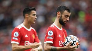 Superstarul lui Manchester United reacționează dur după ce a fost acuzat că l-a atacat pe Cristiano Ronaldo: „Nu suportați că ne merge bine!