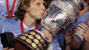Pe urmele bunicului și tatălui!** Câștigarea Copa America, o tradiție în familia Forlan