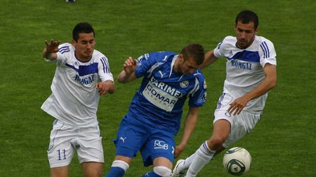 Steaua, amenințată de olteni!** Severinul a obținut singurele puncte din deplasare pe terenul echipelor care completează podiumul! "Vrem să urcăm în clasament după acest meci!"