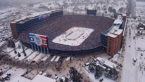 Record de asistență la un meci de hochei din NHL: 105.491 de spectatori - FOTO