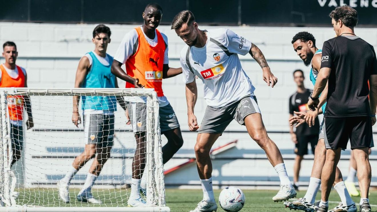 Valencia a semnat cu fotbalistul pe care a vrut să-l transfere FCSB! Meme Stoica era uimit de cât e de bun