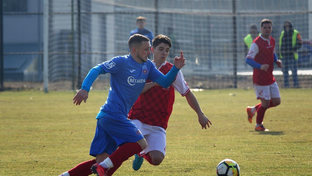 GALERIE FOTO | Steaua a făcut show în ultimul amical înaintea cantonamentului de la Cheile Grădiștei. Bâtfoi a marcat, jucătorul adus din Liga 1 a ieșit accidentat în prima repriză

