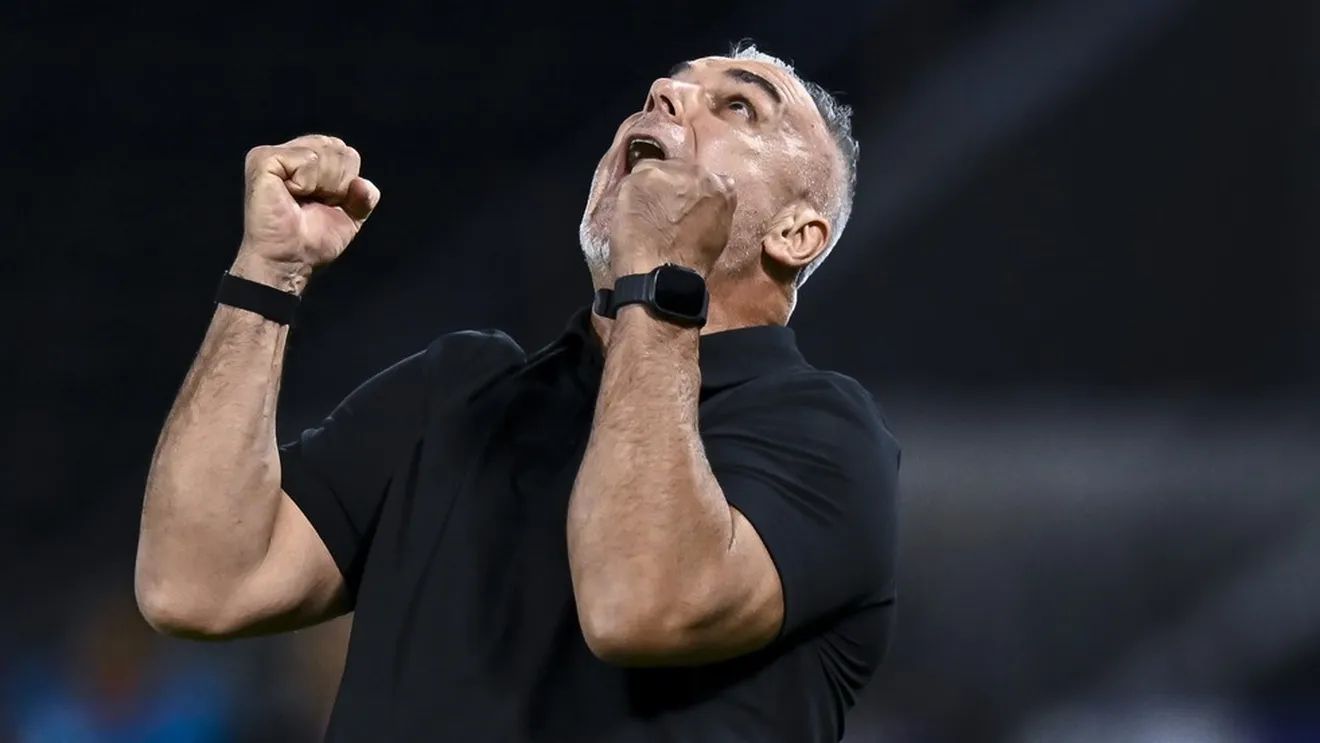 Cosmin Olăroiu s-a decis unde va antrena până în 2027