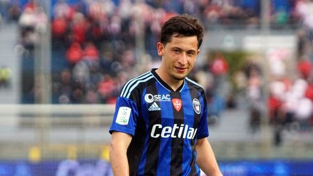 Ce se întâmplă cu Olimpiu Moruțan. Şansă uriaşă pentru român: cu cine a vorbit Giovanni Becali despre transferul său! „Ar fi încântat"