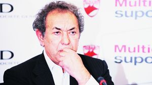 Borcea promite, Badea strâmbă din nas!** Ciobi a făcut lista de achiziții: Profilul viitorilor "câini"