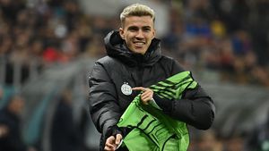 „Noi îl pomenim la Liturghie”. De ce îi spune Gigi Becali doar George lui Tavi Popescu