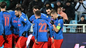 FCSB domină Echipa Etapei finală din 2024: un fundaș, doi mijlocași și antrenorul rundei! Cum arată ierarhia celor mai buni fotbaliști pe acest an în Superliga