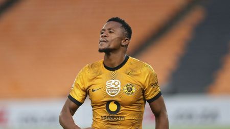 FCSB și-a luat fundaș central: „stânca” din Africa de Sud semnează. Anunțul clubului