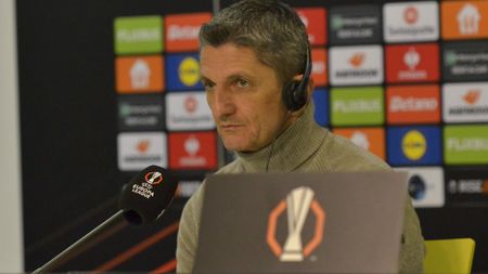 „Antrenor fake!”. Fanii FCSB s-au răzbunat crunt pe Răzvan Lucescu, la sosirea autocarului lui PAOK la Arena Națională
