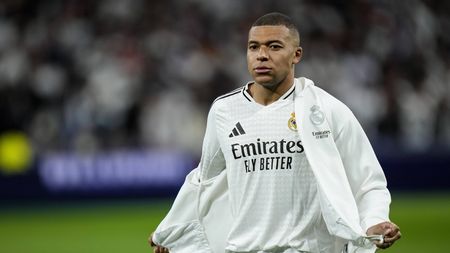 „Alerta Mbappe!”. Imaginile cu starul lui Real Madrid, chiar înainte de finala cu Barcelona, au pus pe jar Spania