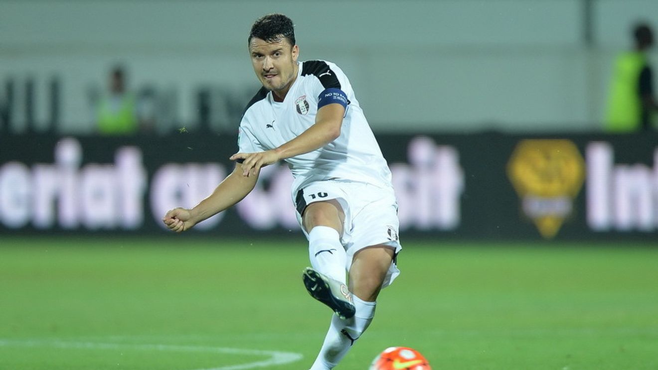 Cel mai urât gest din cariera lui Budescu! FOTO | Ce a putut să facă în timpul partidei cu Steaua, Colțescu s-a făcut că nu vede