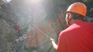 FOTO Cățărări, tir cu arcul și drumeții!** Naționala U19 se pregătește de CE după modelul corporatist