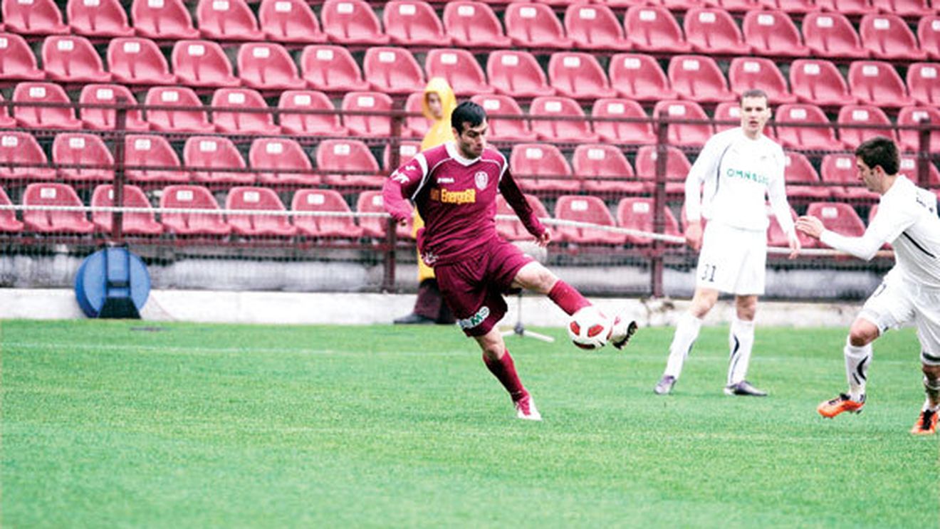 Maftei revine în derby-ul cu "U"!** Chiar dacă nu a jucat 7 luni, fundașul e curtat de Rapid!