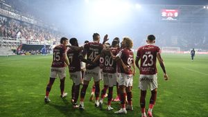 Rapid, transfer cu adevărat surprinzător! Atacantul român de 24 de ani a semnat cu giuleștenii