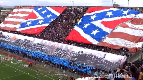 VIDEO Credeți sau nu, asta este galeria unei echipe care abia a promovat din liga a V-a! Coregrafie de senzație, pe un stadion aproape ruinat. Cine sunt autorii: