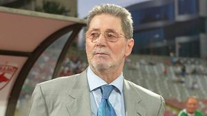Cornel Dinu s-a dezlănțuit: „Burleanu e un măscărici. Gică Hagi nu trebuia să accepte pentru ce-a pățit Gică Popescu”