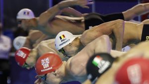 David Popovici ratează medaliile după o cursă infernală la 200 de metri liber! Nu a avut nicio șansă la aur pe toată durata finalei