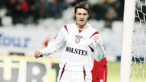 Mazilu revine la Rapid!