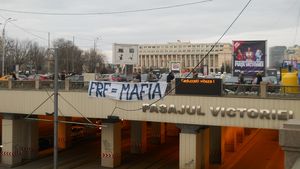 Fanii continuă protestele la adresa lui Sandu!** FOTO Mesajele care au împânzit Bucureștiul